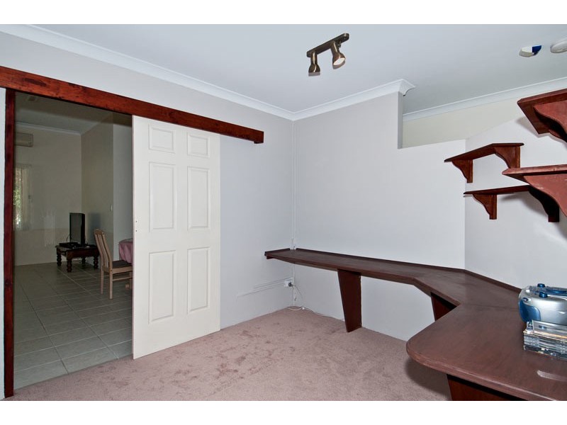 188 Oakmont Avenue, Meadow Springs WA 6210