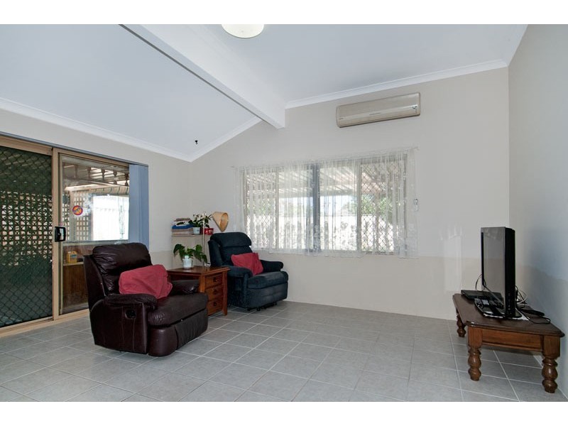 188 Oakmont Avenue, Meadow Springs WA 6210