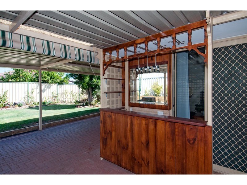 188 Oakmont Avenue, Meadow Springs WA 6210