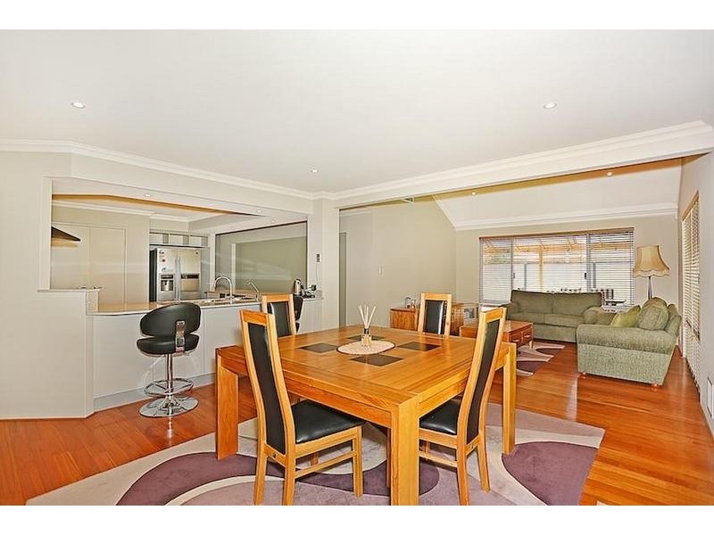 34 Brackenridge Ramble, Meadow Springs WA 6210