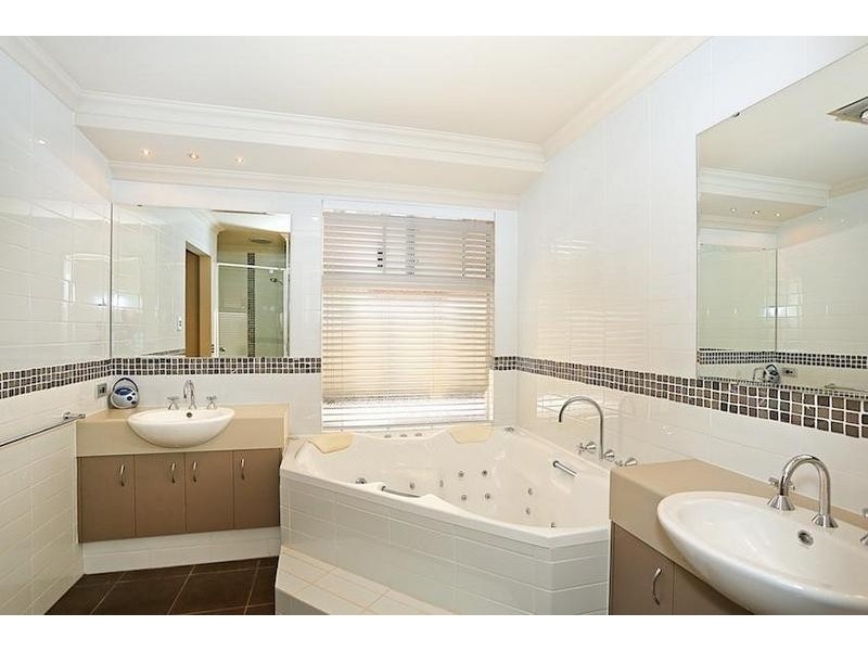 34 Brackenridge Ramble, Meadow Springs WA 6210