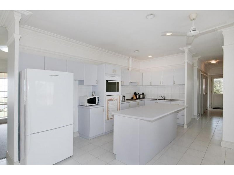 35 Orestes Street, San Remo WA 6210