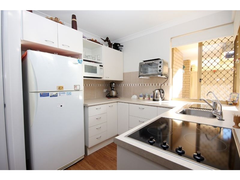 2/25 Tuckey Street, Mandurah WA 6210