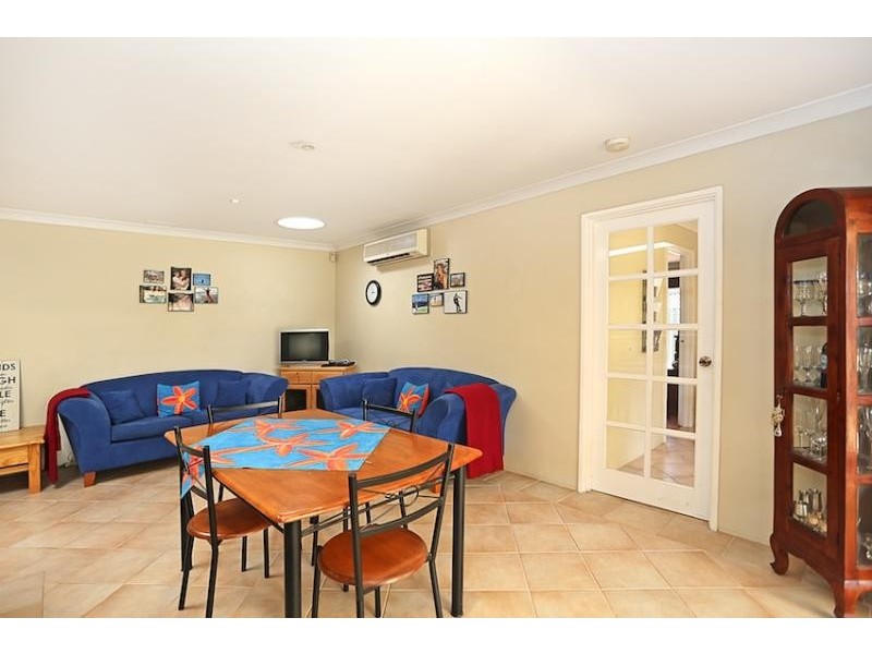 5 Troon Grove, Halls Head WA 6210