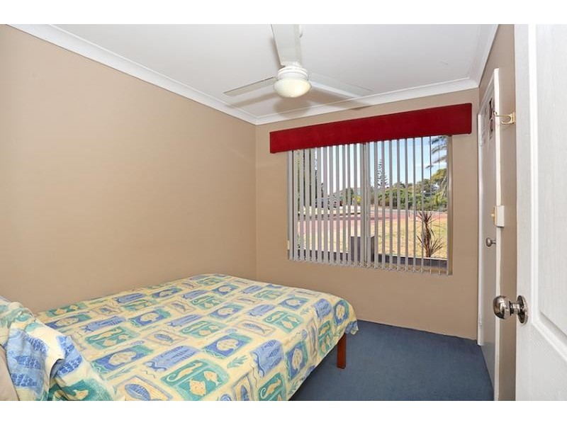 5 Troon Grove, Halls Head WA 6210