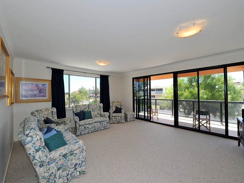 3 Assam Street, Madora Bay WA 6210