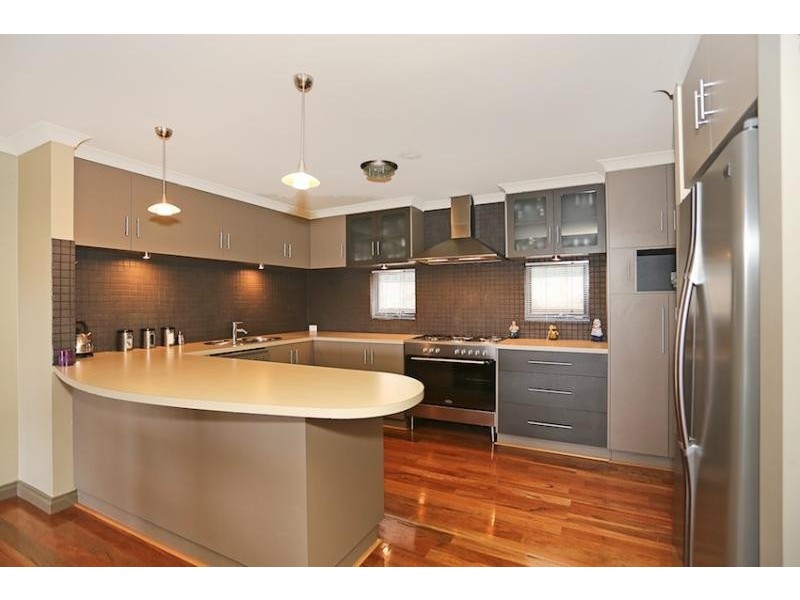 76A Janis Street, Halls Head WA 6210