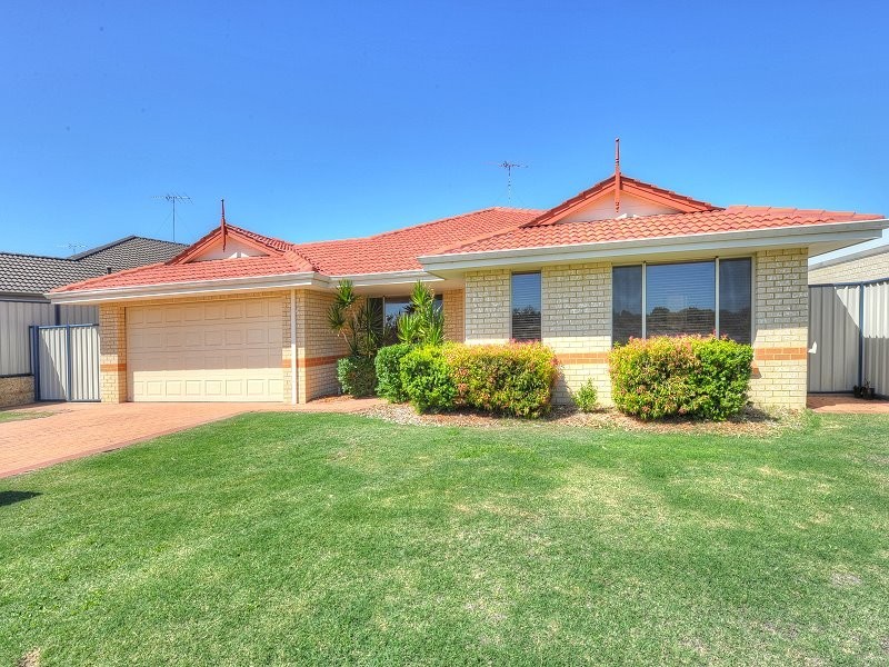 6 Oakwood Gate, Meadow Springs WA 6210