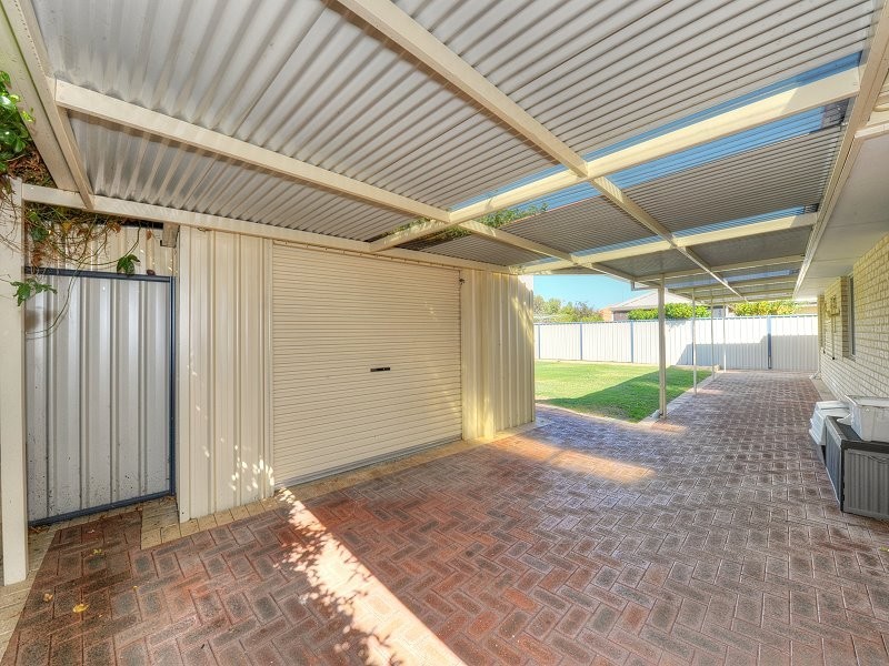 6 Oakwood Gate, Meadow Springs WA 6210