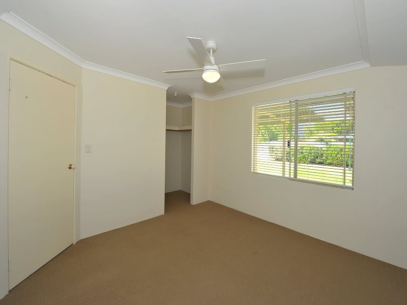 6 Oakwood Gate, Meadow Springs WA 6210