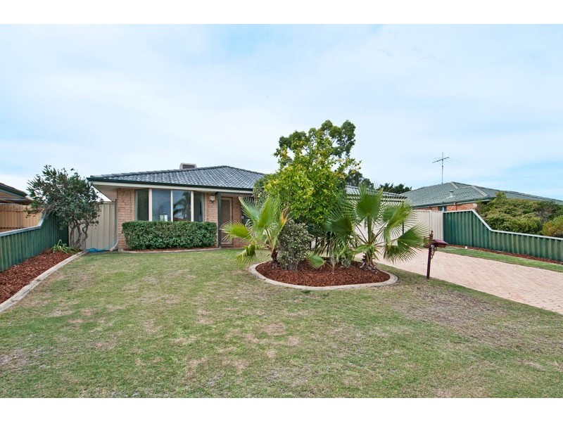 18 Oakover Turn, Greenfields WA 6210