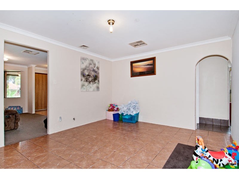 18 Oakover Turn, Greenfields WA 6210