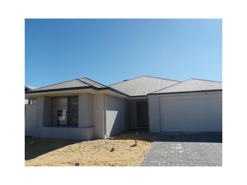 24 Longmeadow Vista, Meadow Springs WA 6210