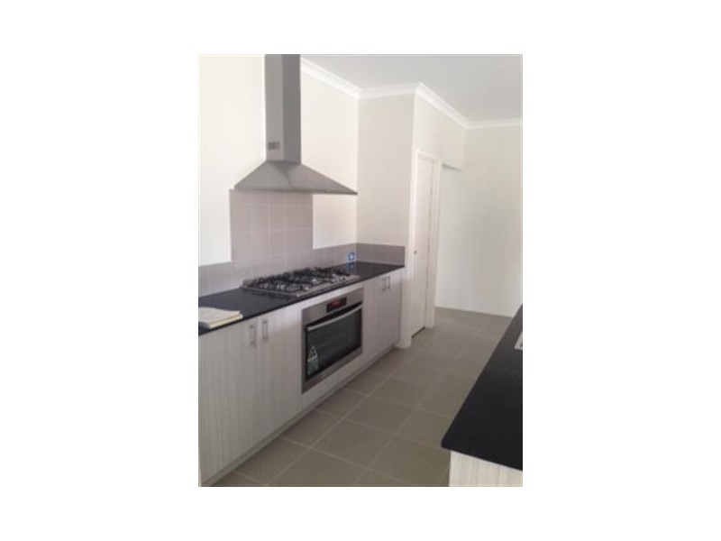 24 Longmeadow Vista, Meadow Springs WA 6210