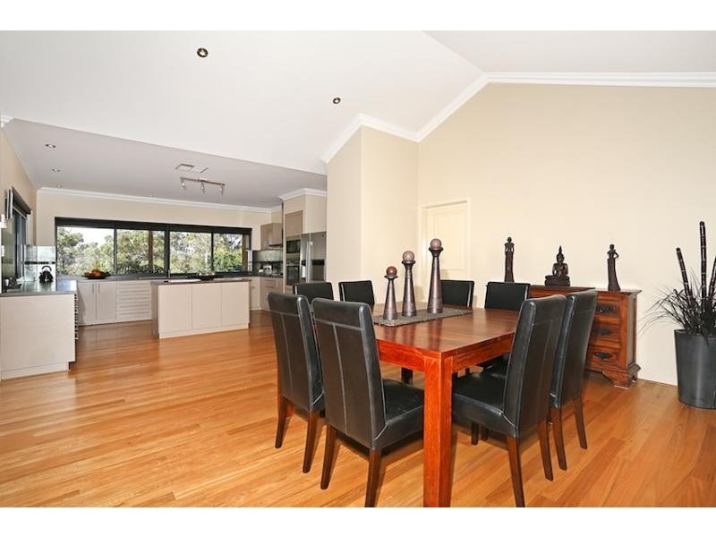 2 Estuary Heights Place, Bouvard WA 6211
