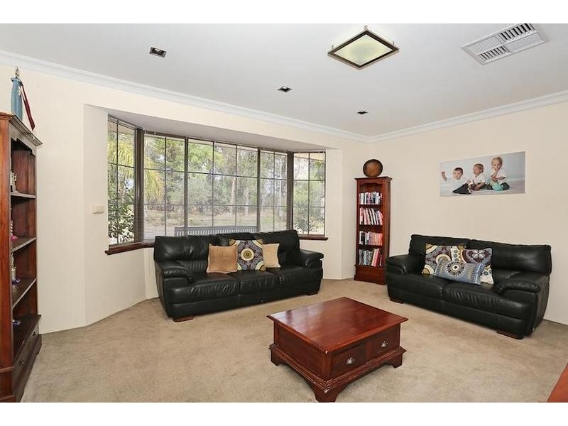 133 Shenton Road, Barragup WA 6209