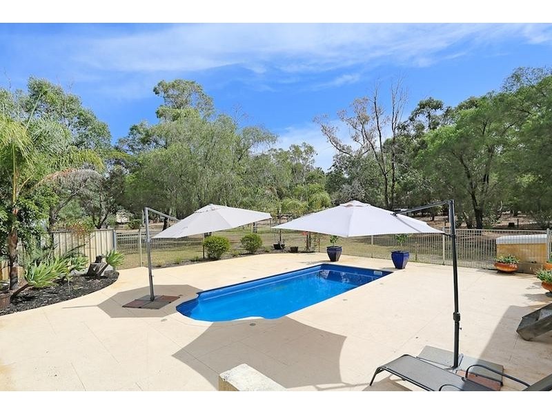 133 Shenton Road, Barragup WA 6209