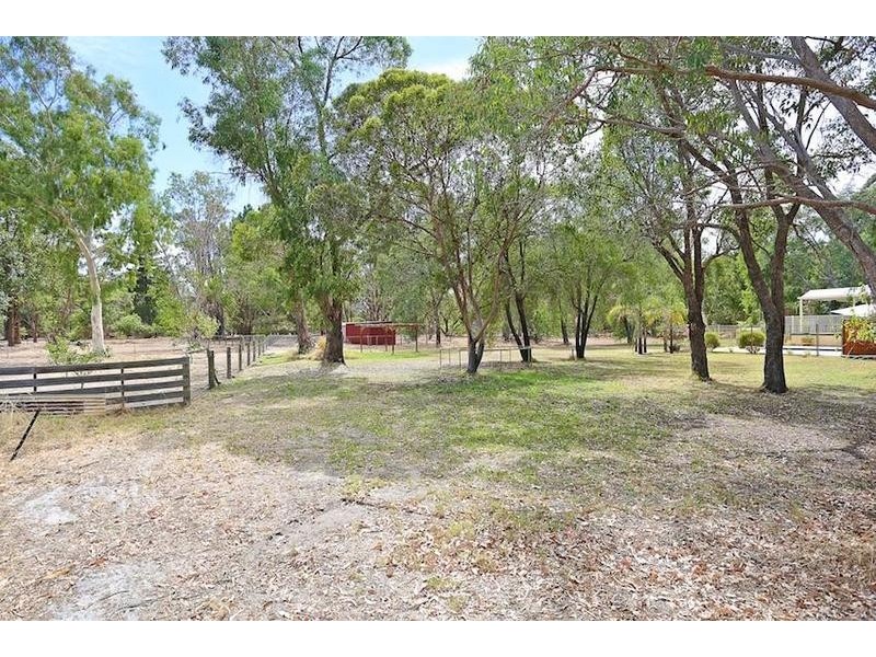 133 Shenton Road, Barragup WA 6209