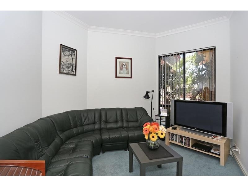 7 Picaroon Place, Halls Head WA 6210
