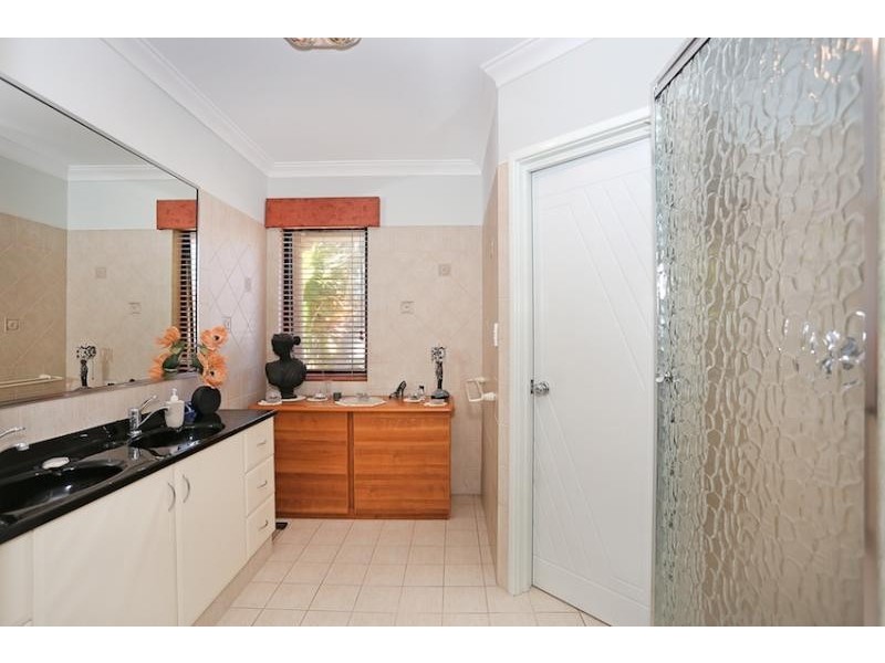 7 Picaroon Place, Halls Head WA 6210
