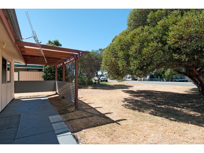 32 Sutherland Street, Dawesville WA 6211