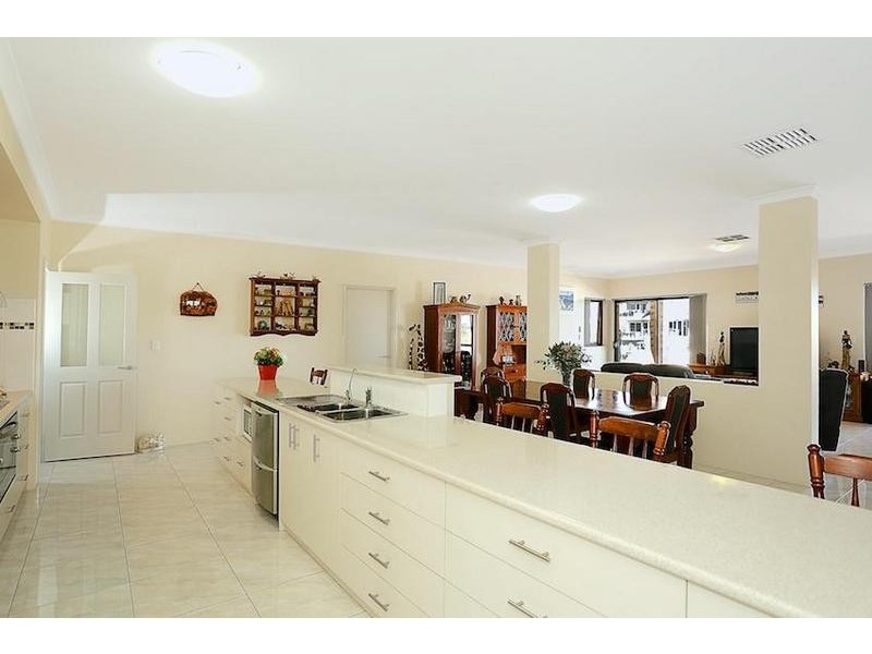 63 Waterlily Drive, Dudley Park WA 6210