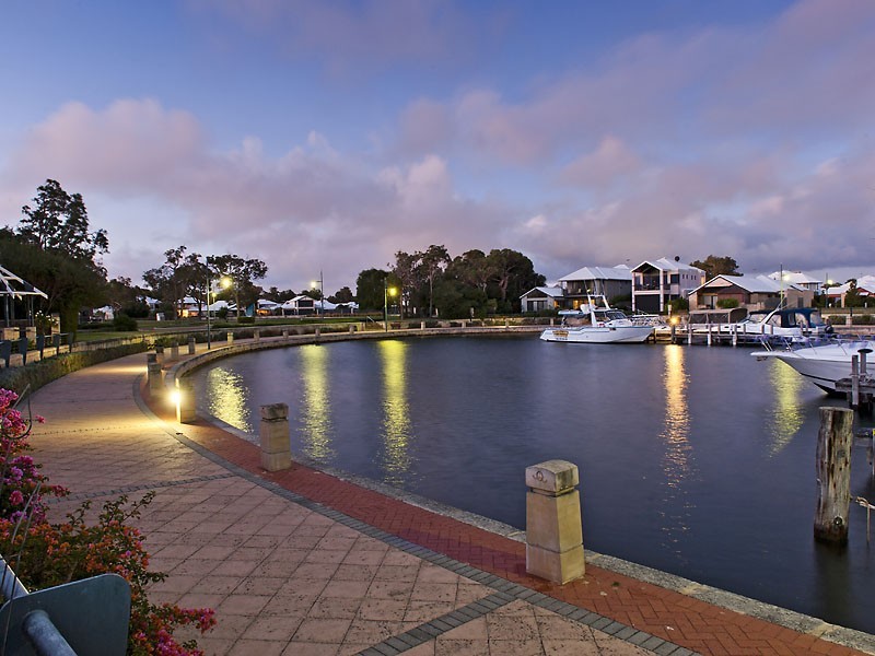 3 Waterford Retreat, Erskine WA 6210