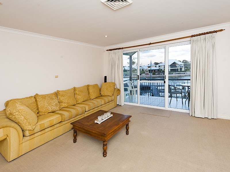 3 Waterford Retreat, Erskine WA 6210