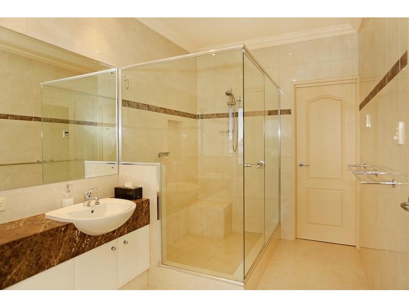 10 Brindabella Crescent, Halls Head WA 6210