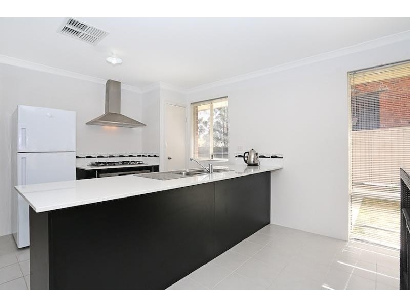 36 Gibbs Circuit, Ravenswood WA 6208