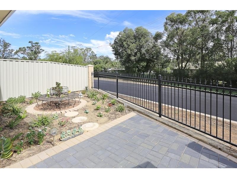 36 Gibbs Circuit, Ravenswood WA 6208
