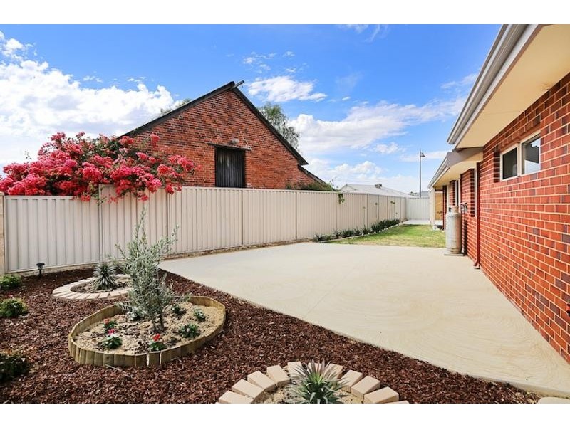 36 Gibbs Circuit, Ravenswood WA 6208