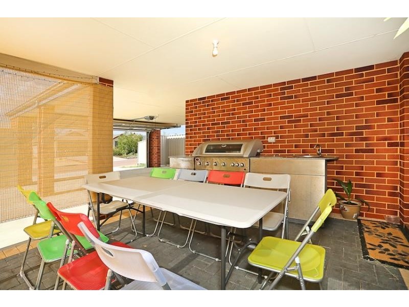 36 Gibbs Circuit, Ravenswood WA 6208