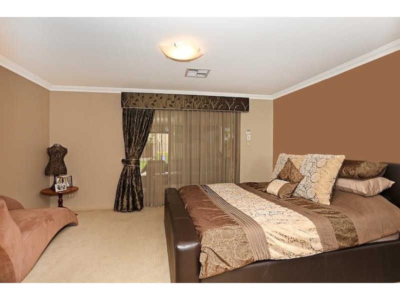 114 South Yunderup Road, South Yunderup WA 6208