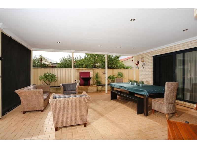 114 South Yunderup Road, South Yunderup WA 6208