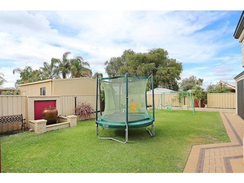 114 South Yunderup Road, South Yunderup WA 6208