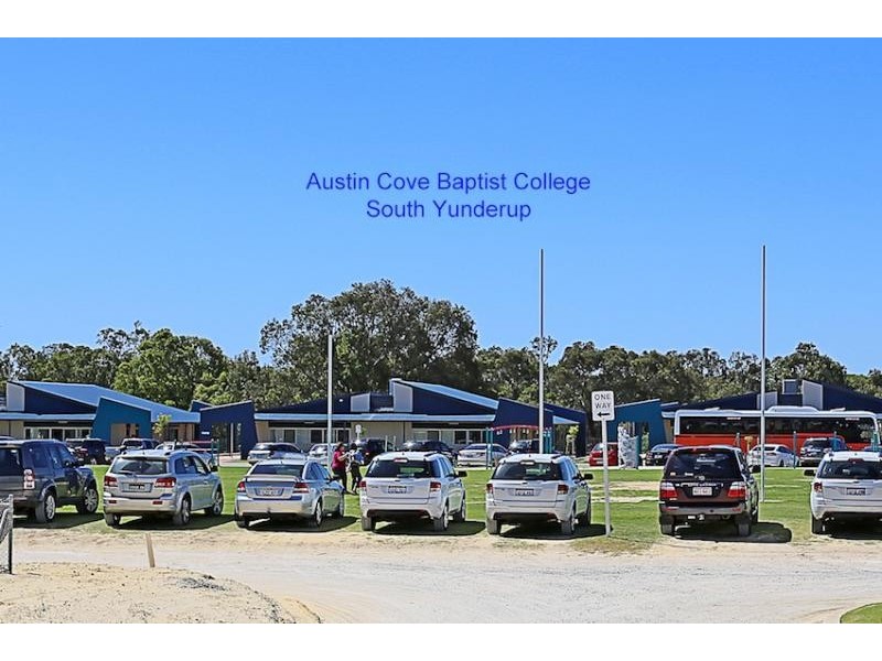 114 South Yunderup Road, South Yunderup WA 6208