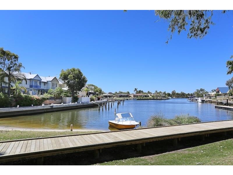 114 South Yunderup Road, South Yunderup WA 6208