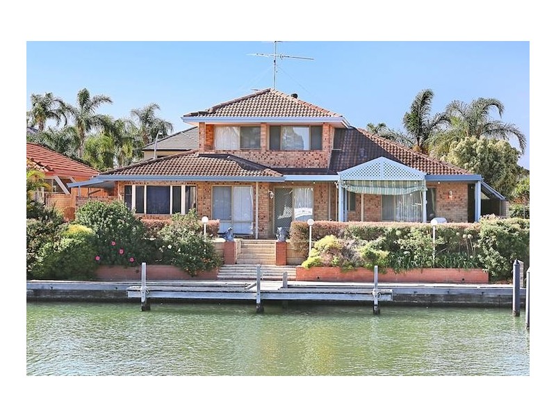 7 Warren Place, Dudley Park WA 6210