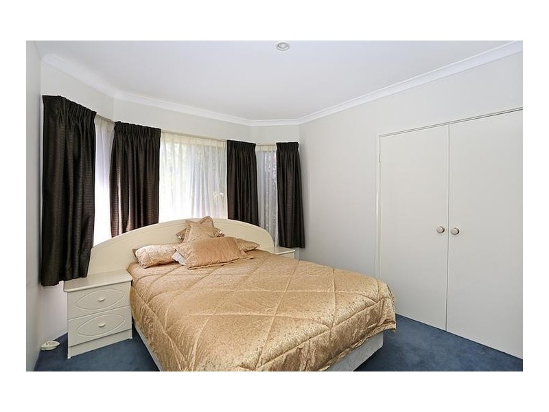 7 Warren Place, Dudley Park WA 6210