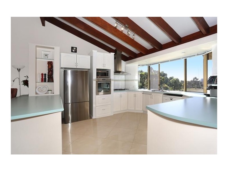 4 Nelson Street, Halls Head WA 6210