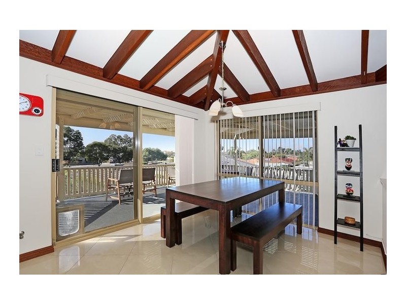 4 Nelson Street, Halls Head WA 6210