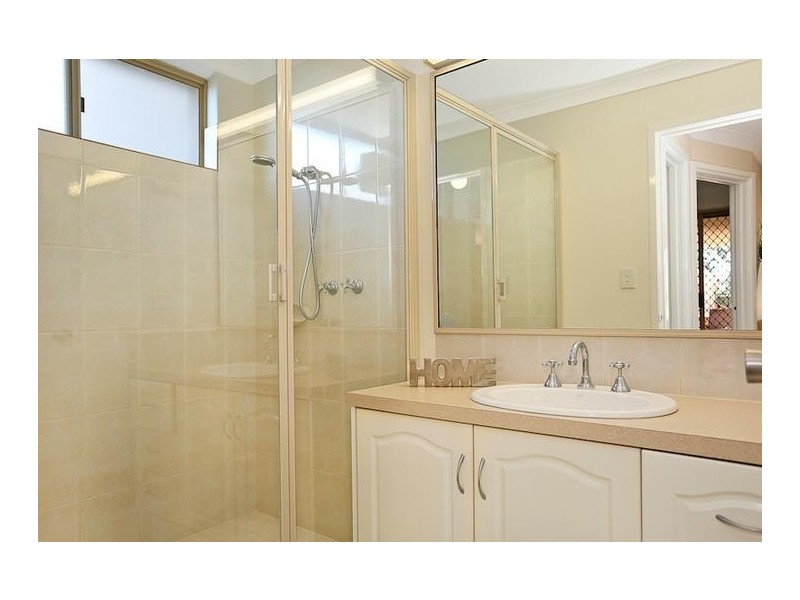 4 Nelson Street, Halls Head WA 6210