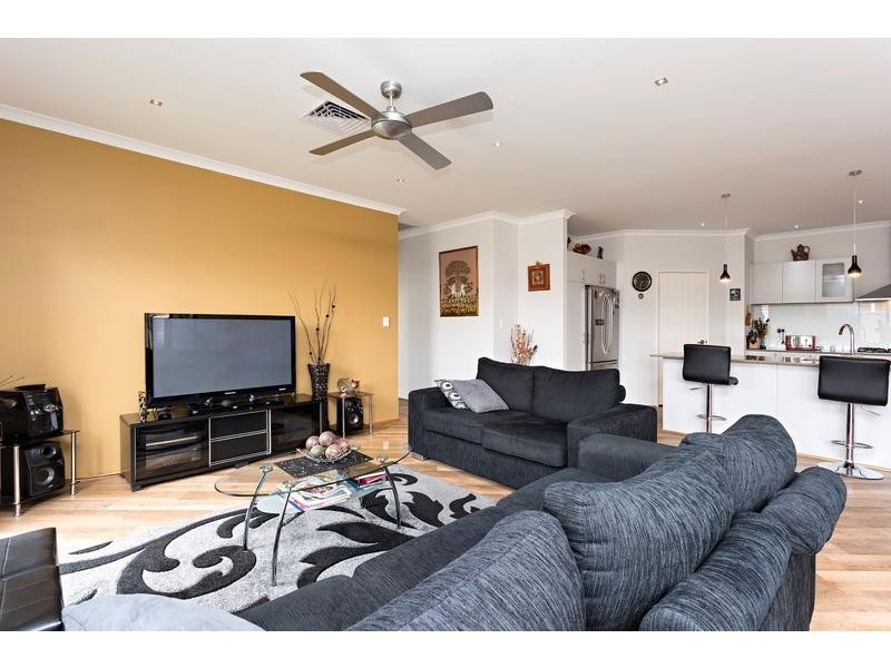 4 Bee Way, Falcon WA 6210