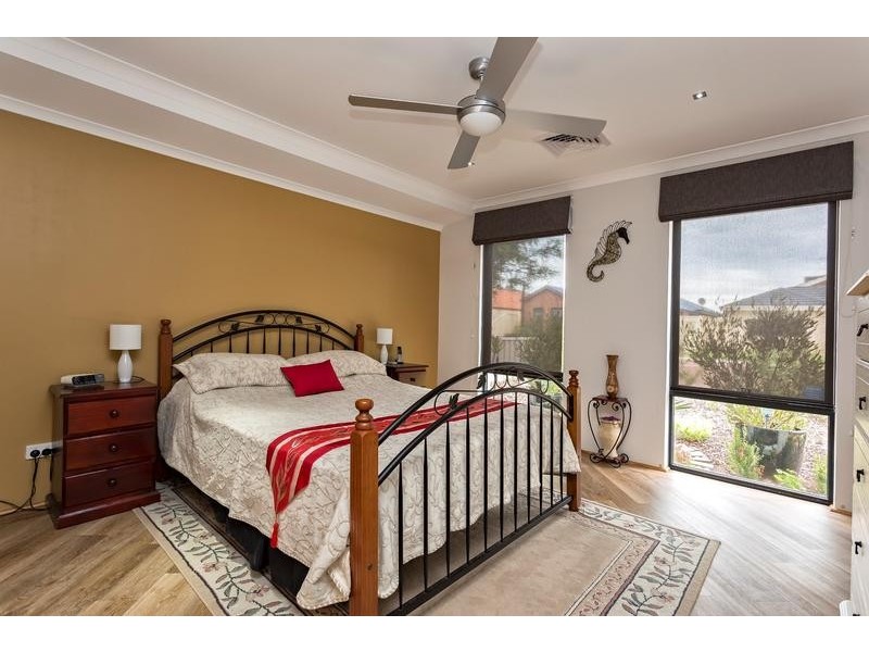 4 Bee Way, Falcon WA 6210