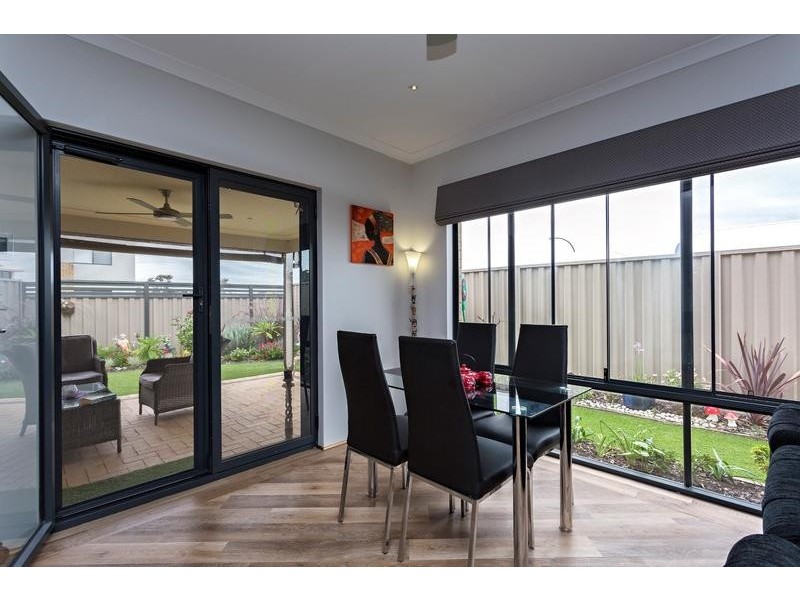 4 Bee Way, Falcon WA 6210