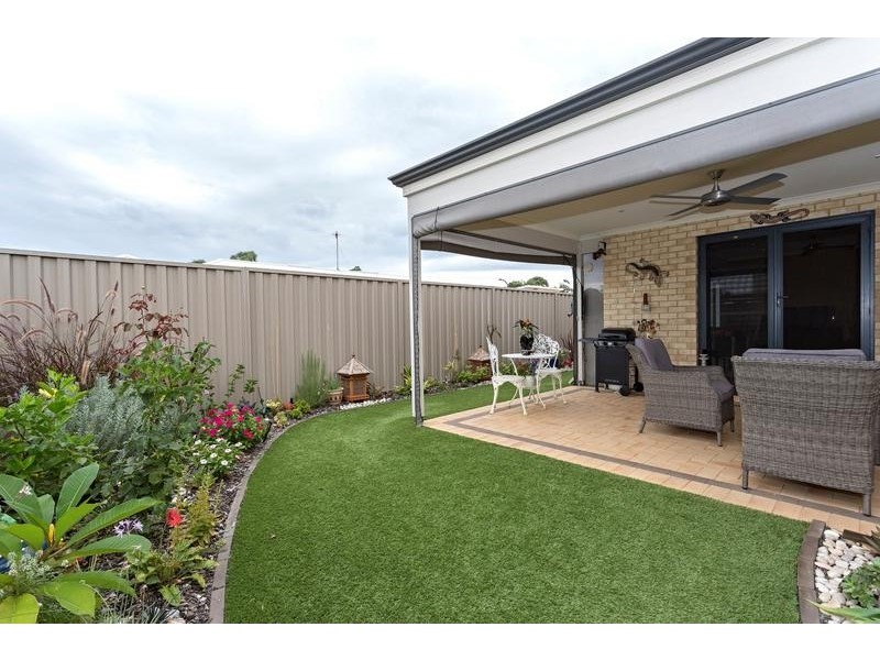 4 Bee Way, Falcon WA 6210