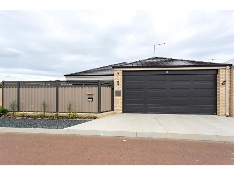 4 Bee Way, Falcon WA 6210