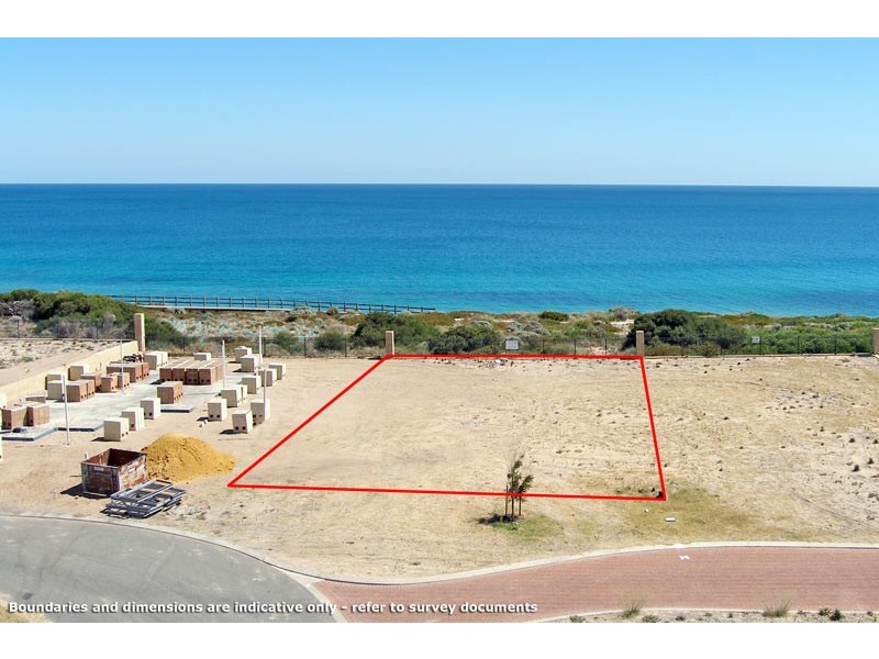 12 Seeana Pass, Halls Head WA 6210