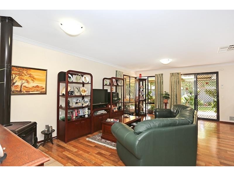 8 Madora Beach Road, Madora Bay WA 6210